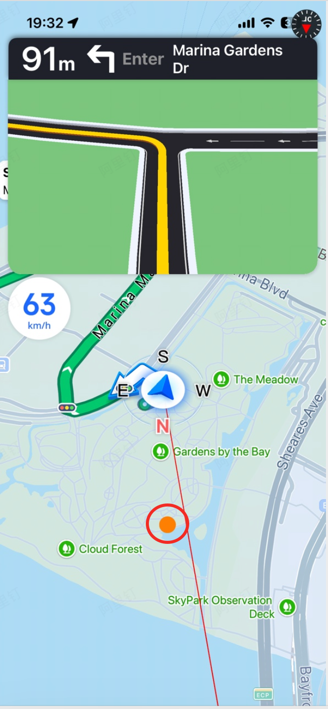 Custom annotation marker added to the navigation map with a styled pin icon, speed indicator, and compass overlay